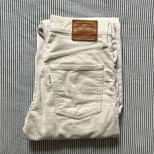 Levi’s Ribcage Straight Ankle Corduroy Pants